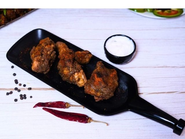 Sivakannan Restaurant - Authentic Karumathampatti Poricha Kozhi
